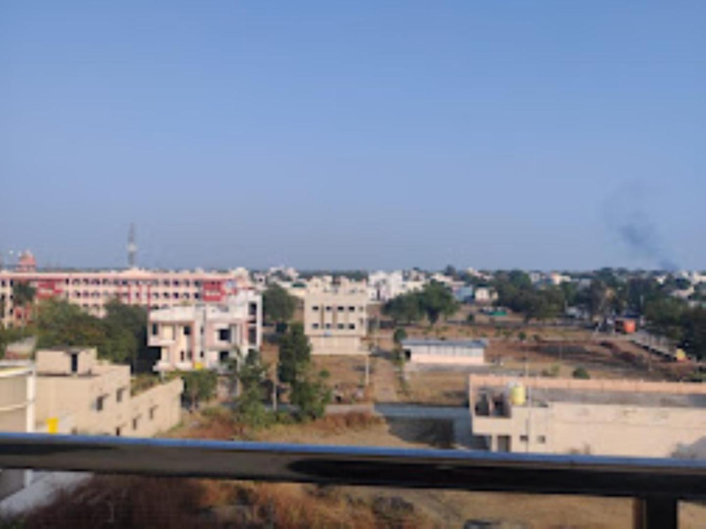 Hotel Hariram Tower Wardha Luaran gambar