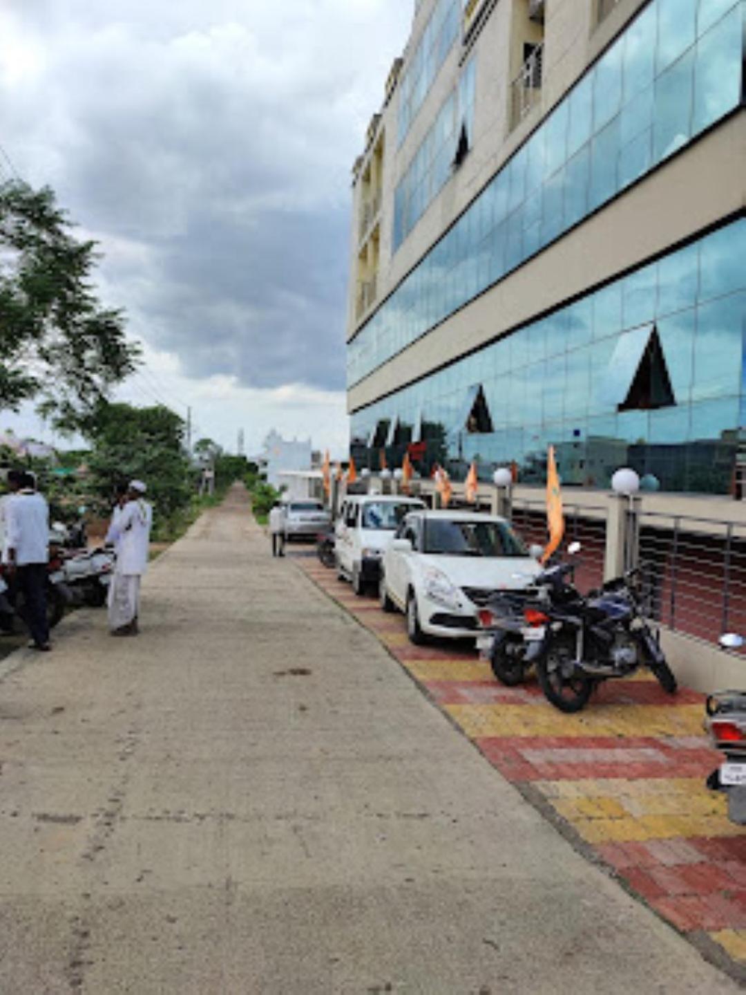Hotel Hariram Tower Wardha Luaran gambar